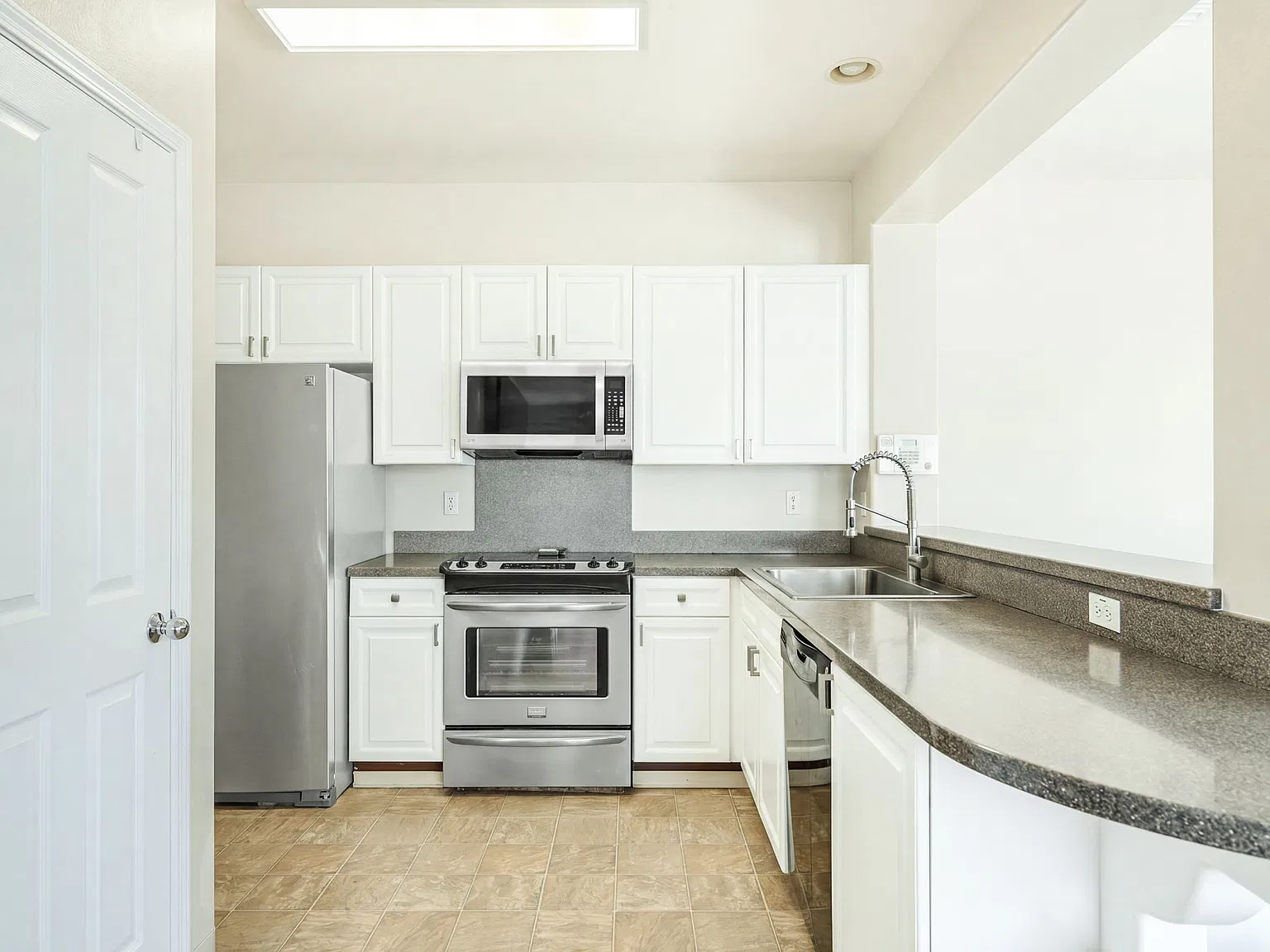 91-2292 Kanela Street #T80 - 1 — Photo 3