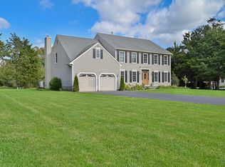 30 Crestview Dr, Ocean View, NJ 08230