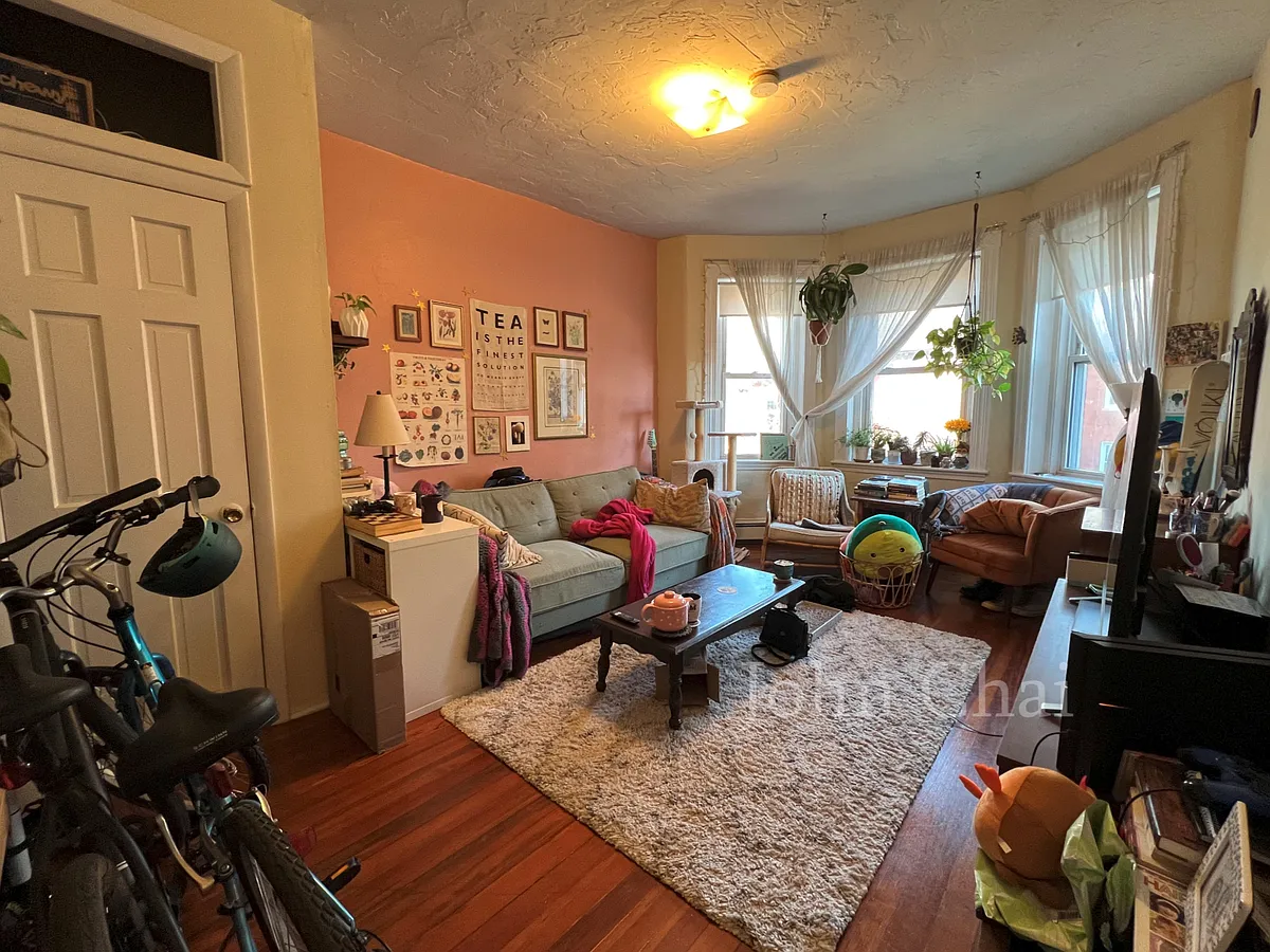 Building Photo - 73 S Huntington Ave #1