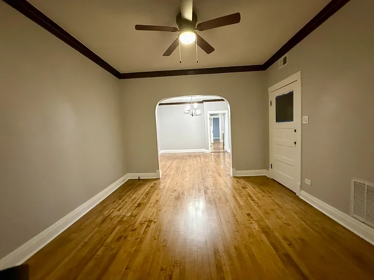 5214 W Giddings St #2 — Photo 7