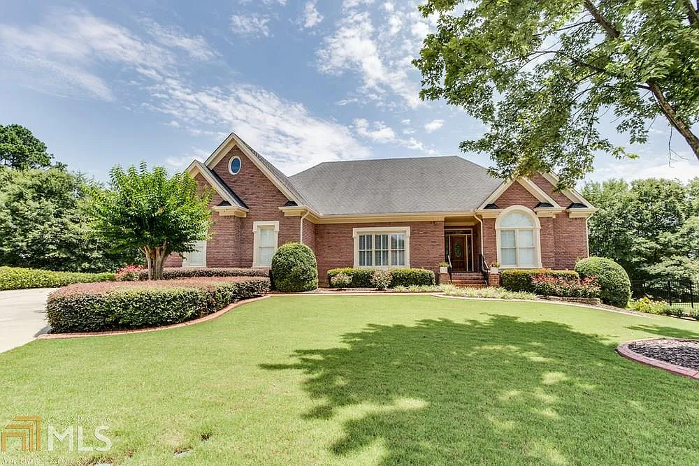 613 Peach Pl photo 1