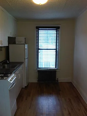 Rented by R New York | media 14