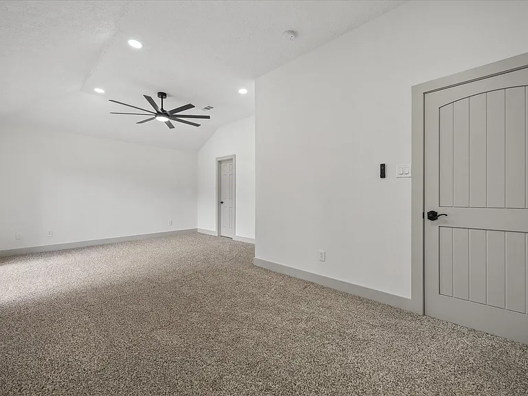 9214 Grandview Park Dr — Photo 22
