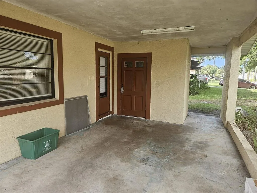 3 bed, 2.0 bath, 1470 sqft, $1,800 — Photo 2
