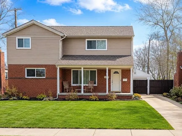 34024 Glenview Dr, Farmington, MI 48335