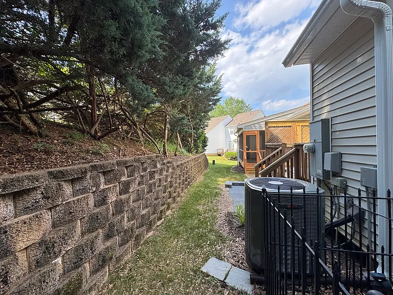 116 Jamison Woods Ln — Photo 48
