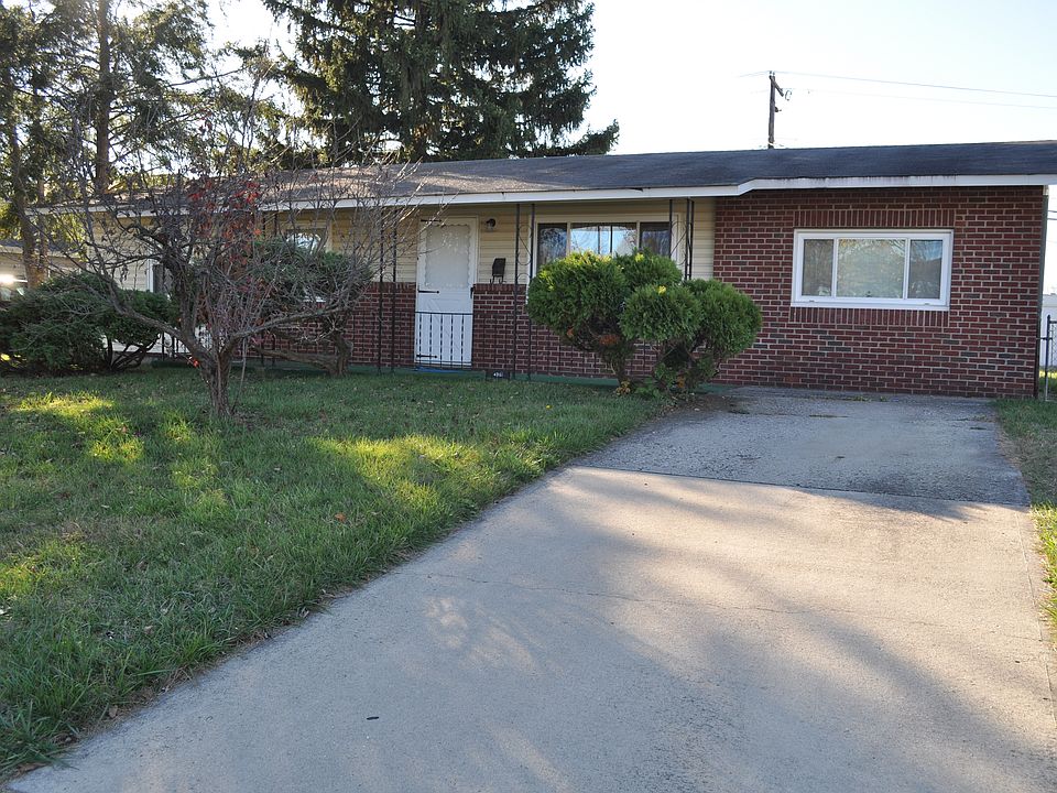 2nd image of 4961 Sutherland Dr