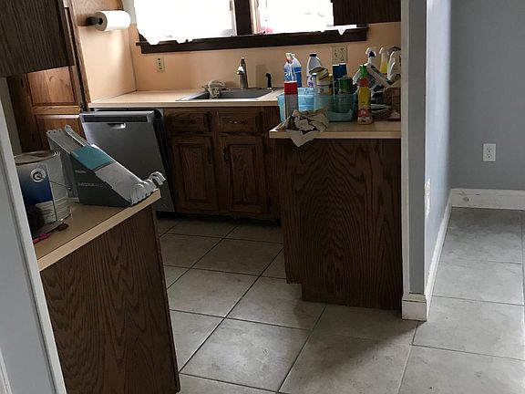 Lots of cabinet space