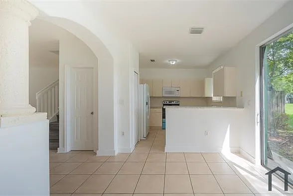 2752 SE 15th Pl — Photo 10