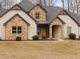 410 Ithaca Dr, Longview, TX 75604