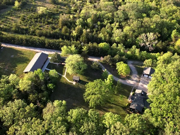 72396 611th Ave, Crab Orchard, NE 68332