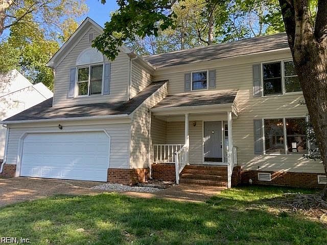 1st image of 215 W Wedgwood Dr