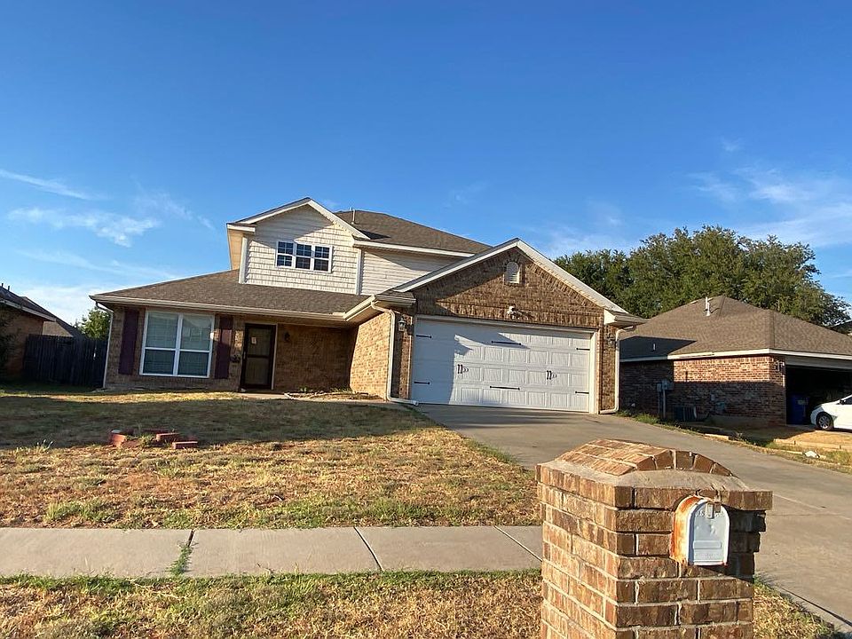 2nd image of 543 W Shadow Ridge Way