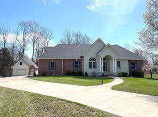 118 Smiths Rd, Mitchell, IN 47446
