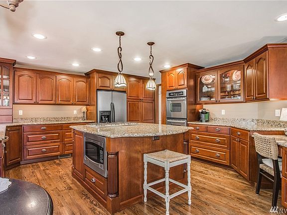 3rd image of 3135 234th Ct SE