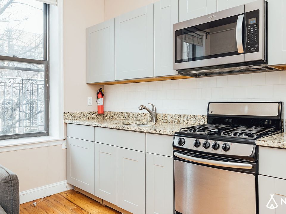 1st image of 884 Bedford Ave #2R