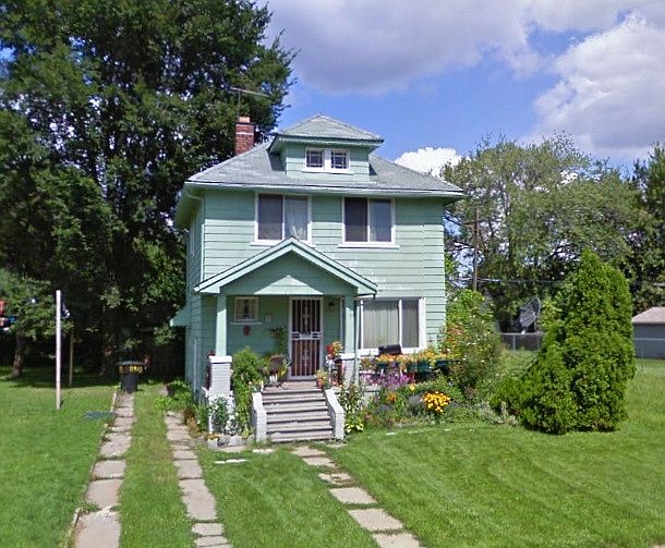 2nd image of 11373 Camden St
