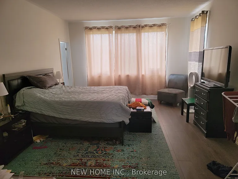 219 Fowley Dr — Photo 8