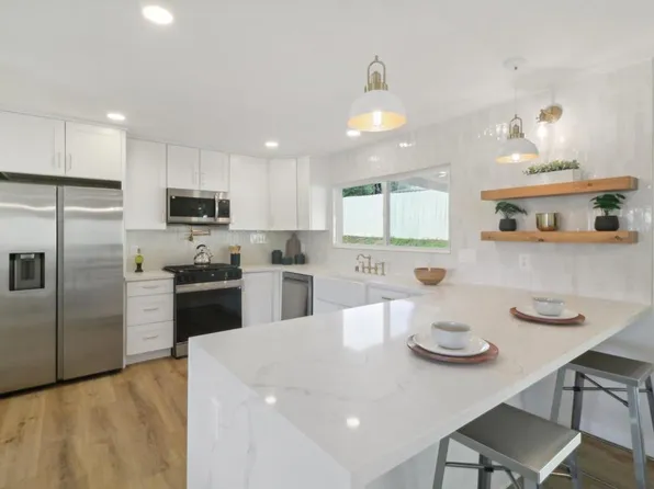 2198 La Cresta Rd, El Cajon, CA 92021