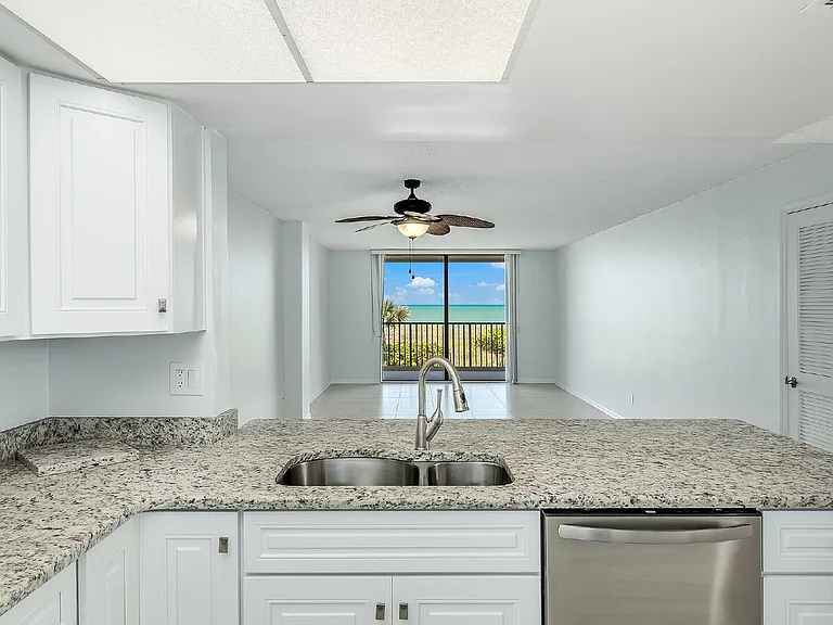 1860 N Atlantic Ave #B202 — Photo 5