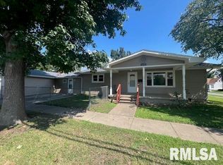 401 N 21st St, Herrin, IL 62948