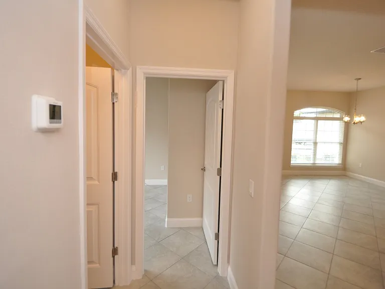 226 Coral Reef Ct N #B — Photo 32