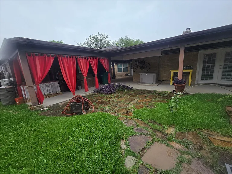 9802 Sagepike Dr — Photo 34
