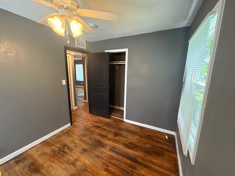 2605 Oak Grove Rd — Photo 12