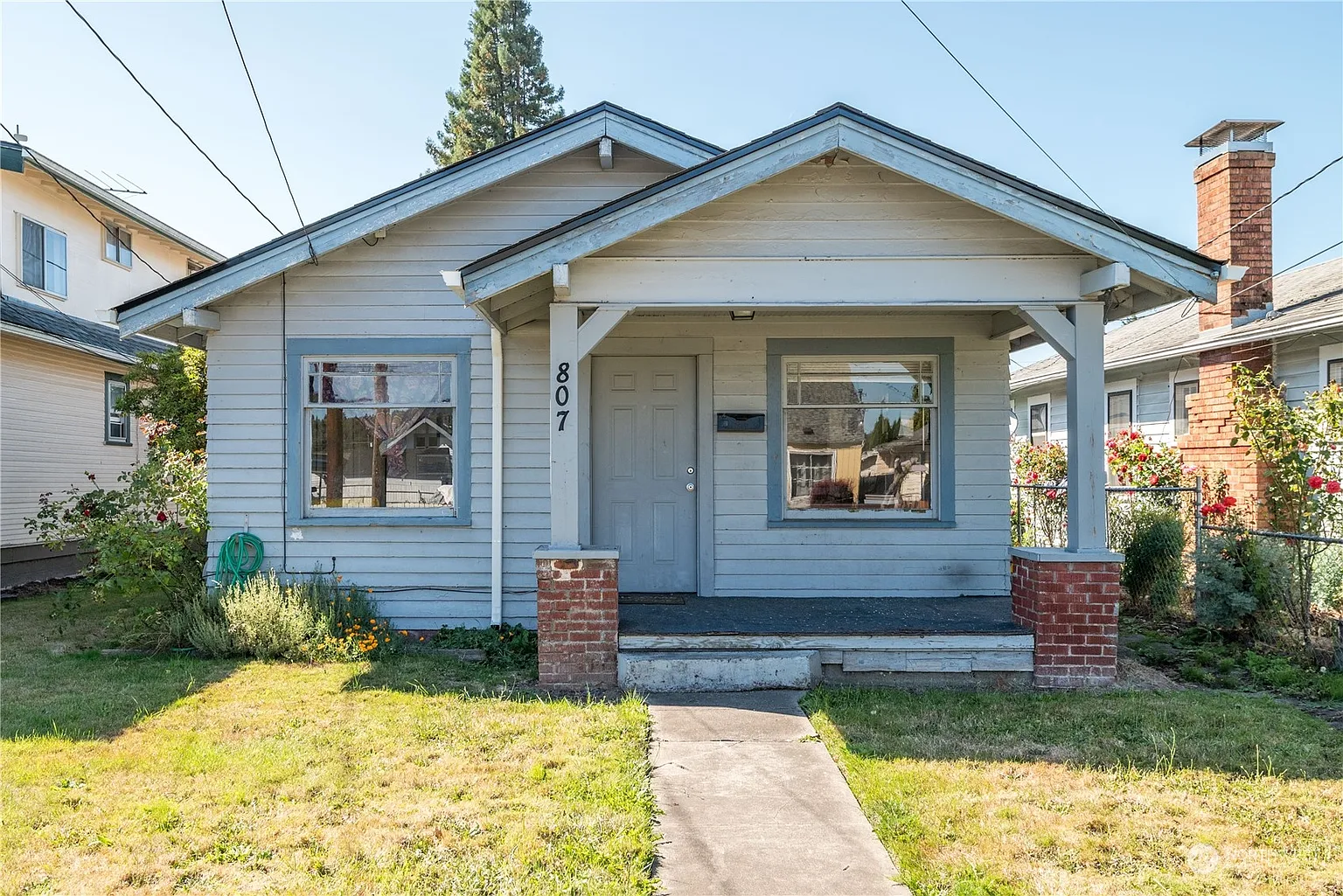 807 S 5th Avenue photo 1