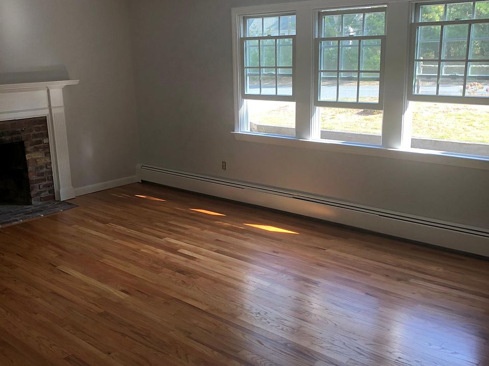 Living room/family room.