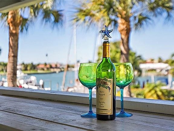 5th image of 370 Pinellas Bayway S APT A