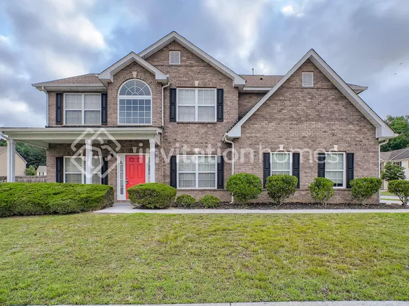 4162 Oak Field Dr, Loganville, GA 30052