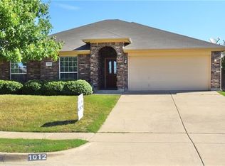 1012 Carlin Ln, Burleson, TX 76028