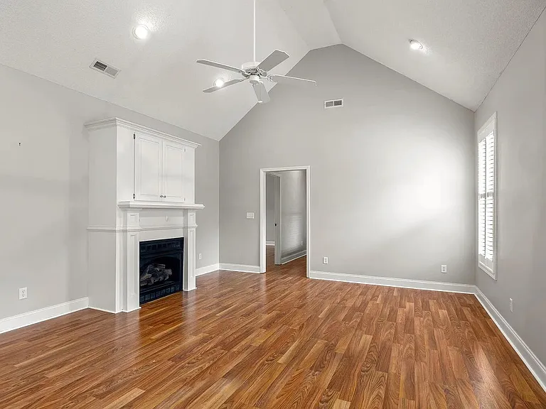 3225 Mayflower Ln — Photo 19