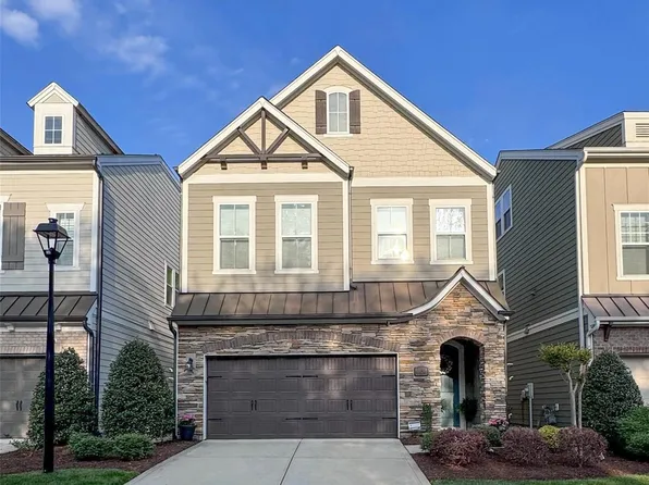 8924 Boling Green Dr, Charlotte, NC 28277