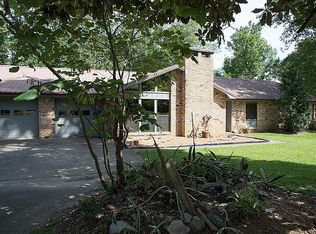 900 N Beech St, Woodville, TX 75979