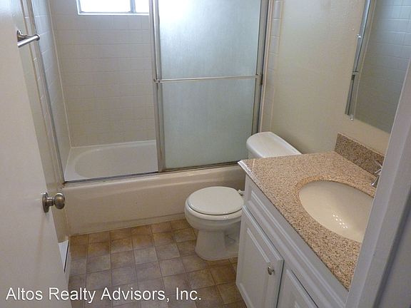 4th image of 565 Saratoga Ave APT 2