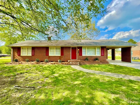 829 Mallory Dr, Rock Hill, SC 29730