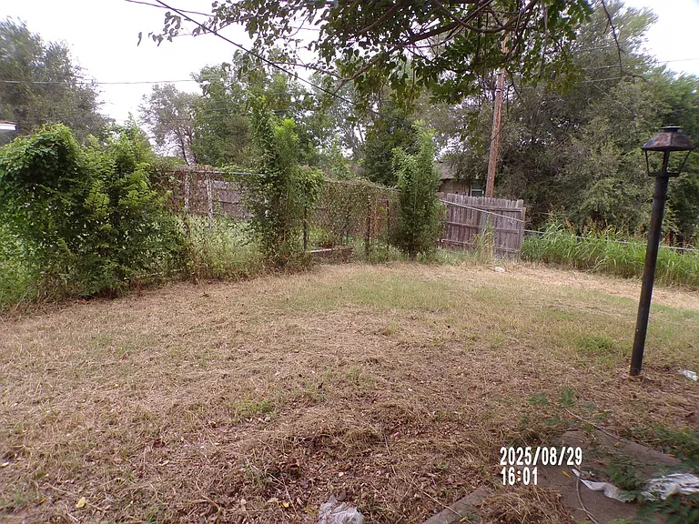 2335 NW 41st St — Photo 27