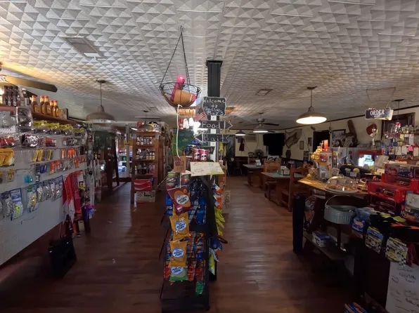 2574 Sunset Rd NE, Wesson, MS 39191