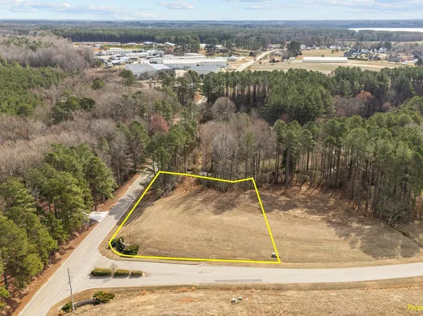 8405 Clearwater Dr #1, Sims, NC 27880
