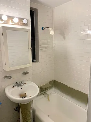 Rented by Prince Real Estate Associates LLC | media 4