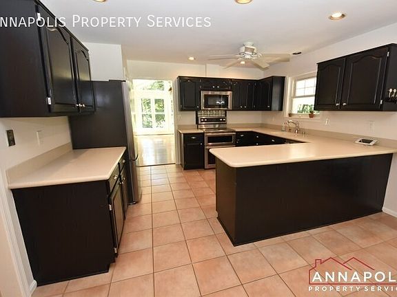 5th image of 2606 Lecompte Ln