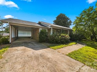 2103 2nd Ave NW, Hickory, NC 28601