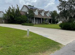 2561 Crestwood Rd, Marrero, LA 70072