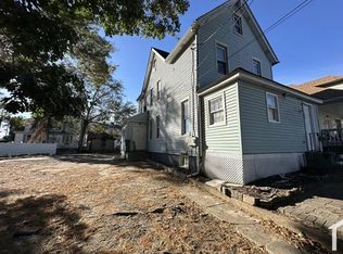 133 S 33rd St #B, Camden, NJ 08105