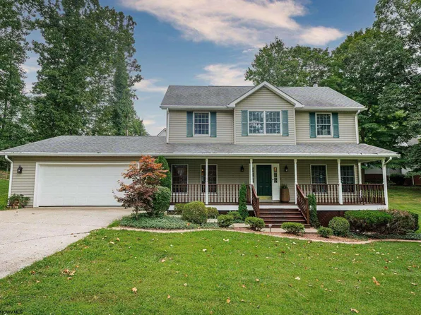 105 Willow Way, Fairmont, WV 26554