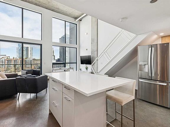 3rd image of 535 N 8th Ave SE #511