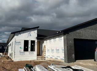 324 Aldon Cir, Green Bay, WI 54304