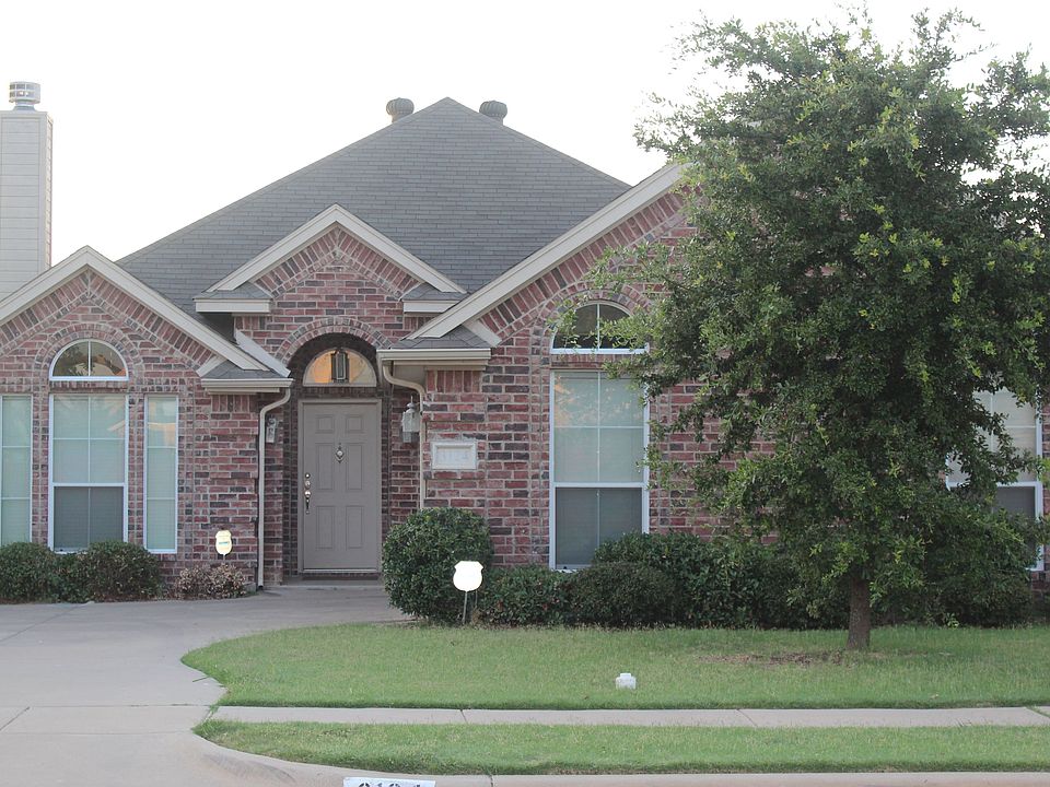 3124 Riverlakes Drive